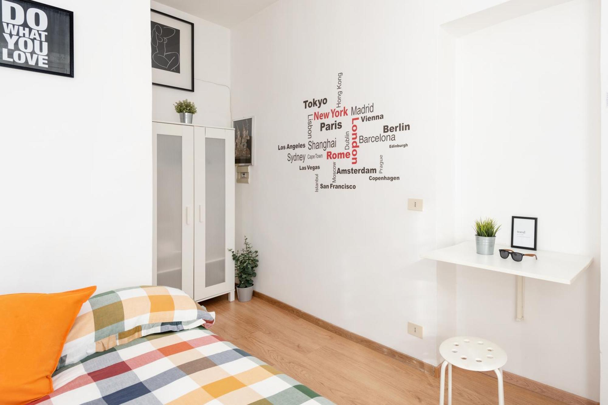 Central Little Basic Apartment Roma Ngoại thất bức ảnh